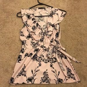 Silky dress top with waist tie